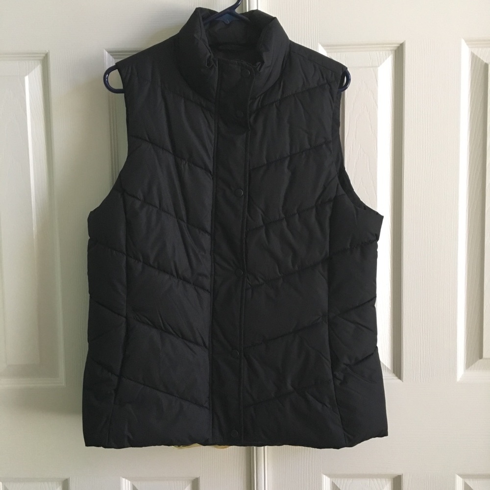 GAP puff vest